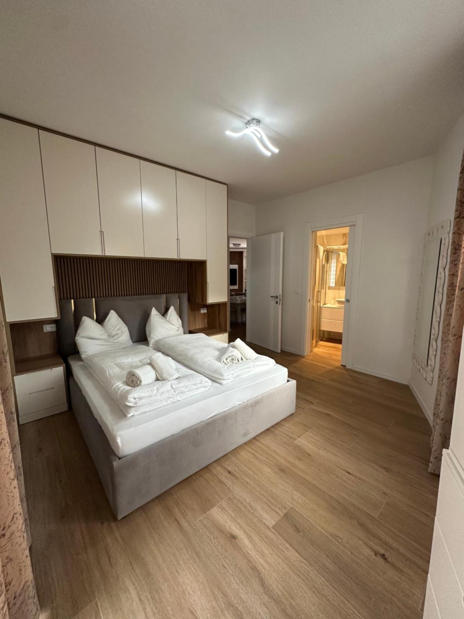 Villa Hajdi Q & U เมราโน ภายนอก รูปภาพ